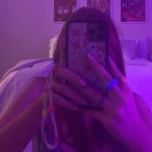 Meet your Posher, Ella